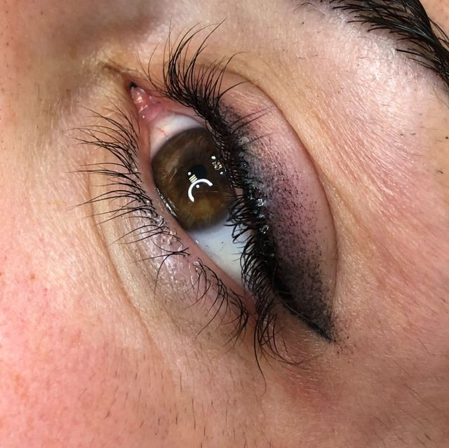 Tati De Mar micropigmentación de ojos